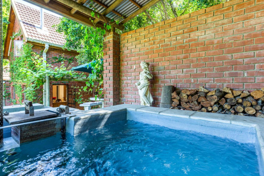 Devon Castle Guest House, Stellenbosch, South Africa, South Africa